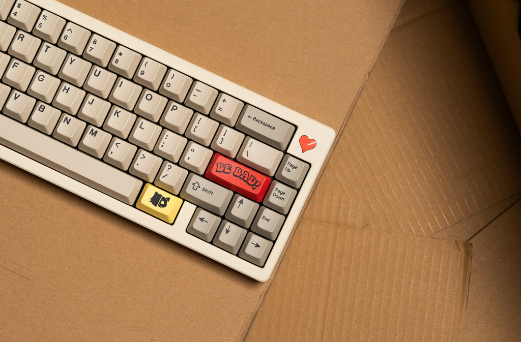 Rubrehaku by SingaKBD Rubrehose 自作キーボード ♥️ Rubrehose x Kohaku by @singakbd and @rubrehose GMK Rubrehose